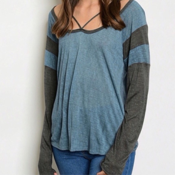 Tops - Yolk Neck Baseball Tee Tops - Yolk Neck Baseball Tee